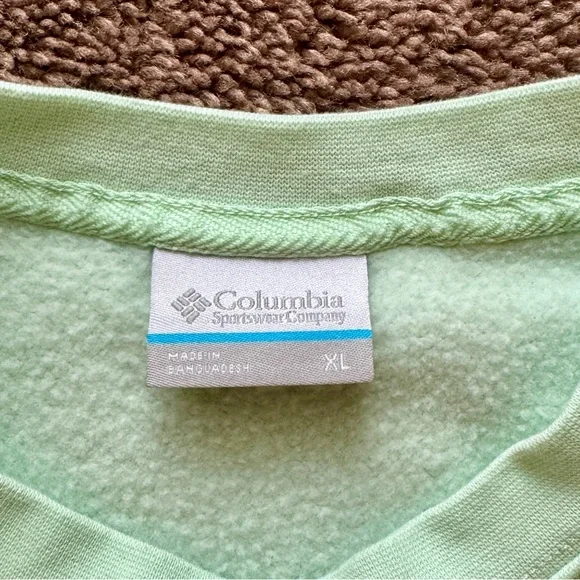 Columbia Green Crewneck Sweater - Picture 2 of 4